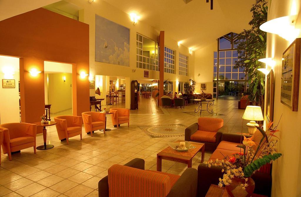 Minos Mare Hotel プラタネス エクステリア 写真