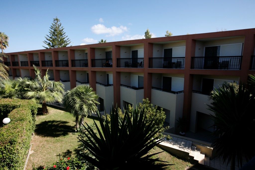 Minos Mare Hotel プラタネス エクステリア 写真